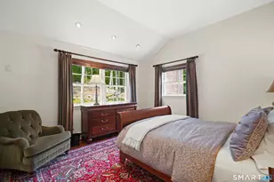 70 Chestnut Hill Ln, Stamford, CT 06903 - Photo 25
