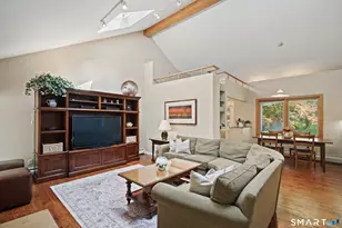 70 Chestnut Hill Ln, Stamford, CT 06903 - Photo 7