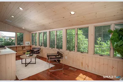 531 Cheese Spring Road, New Canaan, CT 06840 - Photo 9