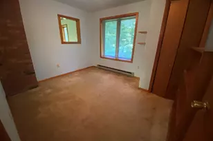 26 Eastwood Dr, Branford, CT 06405 - Photo 11