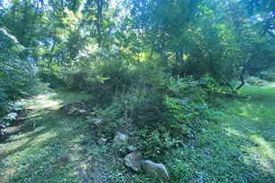 26 Eastwood Dr, Branford, CT 06405 - Photo 35
