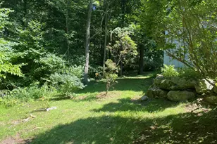 26 Eastwood Dr, Branford, CT 06405 - Photo 31