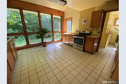 26 Eastwood Drive, Branford, CT 06405 - Photo 7