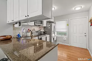 186 Stillwater Ave, Stamford, CT 06902 - Photo 5