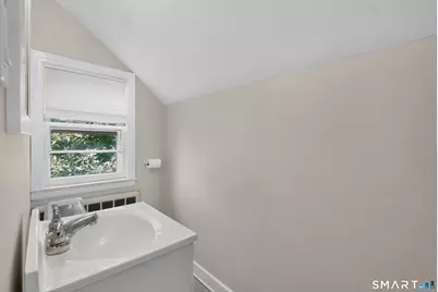 30 Wright Lane, Hamden, CT 06517 - Photo 17
