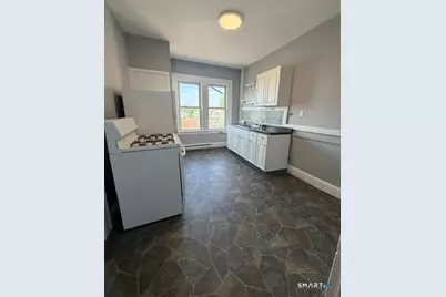 2744 Fairfield Avenue #7, Bridgeport, CT 06605 - Photo 5