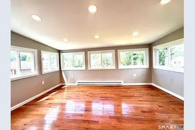 305 Prospect Street, Wethersfield, CT 06109 - Photo 11