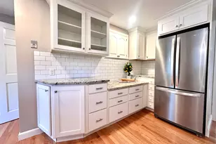 305 Prospect St, Wethersfield, CT 06109 - Photo 3