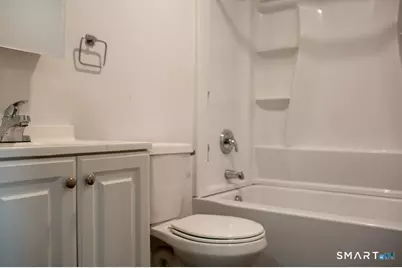 22 Brewster Street #2nd Flr, Waterbury, CT 06704 - Photo 7