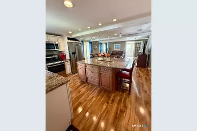 23 Warren Street, Milford, CT 06460 - Photo 7