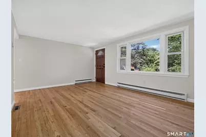 17 Sycamore Road, East Lyme, CT 06357 - Photo 5