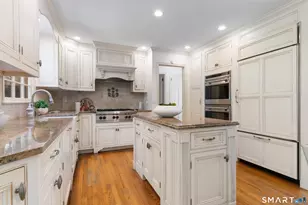 5 Aspetuck Ln, Westport, CT 06880 - Photo 11
