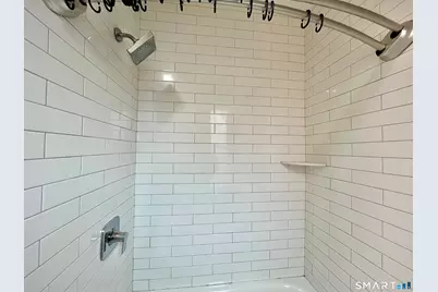 597 Chapel Street #2R, New Haven, CT 06511 - Photo 9