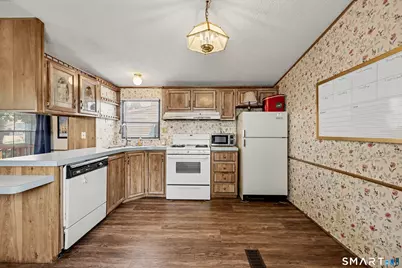 94 Woodland Park, Shelton, CT 06484 - Photo 31