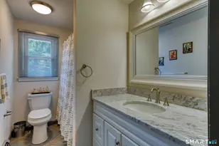 341 Kennedy Rd, Manchester, CT 06042 - Photo 17