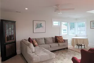 17 Division St, Waterford, CT 06385 - Photo 5