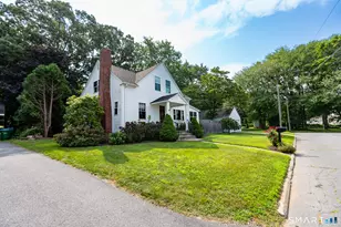 1 Middle St, Waterford, CT 06385 - Photo 3