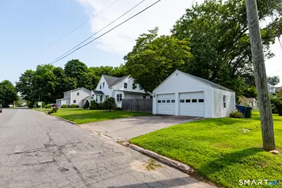1 Middle Street, Waterford, CT 06385 - Photo 3