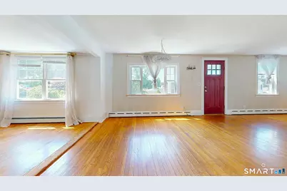 1 Middle Street, Waterford, CT 06385 - Photo 5