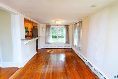 1 Middle Street, Waterford, CT 06385 - Photo 9