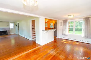 1 Middle St, Waterford, CT 06385 - Photo 9