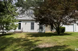 90 Mallory Rd, Roxbury, CT 06783 - Photo 1