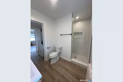 20 Parker Avenue, Stamford, CT 06906 - Photo 11