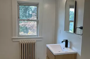 20 Parker Ave, Stamford, CT 06906 - Photo 13
