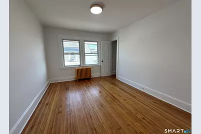 20 Parker Avenue, Stamford, CT 06906 - Photo 7