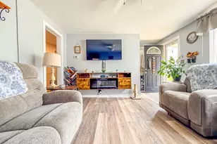 394 W Washington St, Bristol, CT 06010 - Photo 5