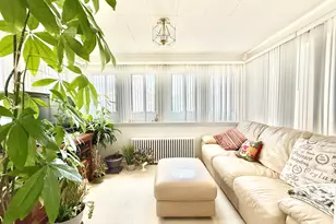 31 Hamilton Ave, Stamford, CT 06902 - Photo 5