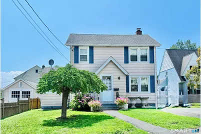 31 Hamilton Avenue, Stamford, CT 06902 - Photo 1