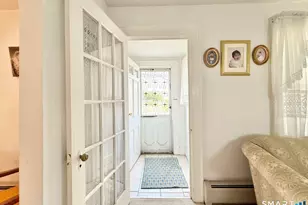 31 Hamilton Ave, Stamford, CT 06902 - Photo 3