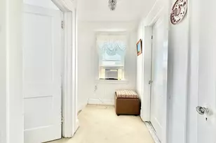 31 Hamilton Ave, Stamford, CT 06902 - Photo 11