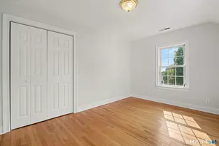 1035 Black Rock Tpke, Fairfield, CT 06825 - Photo 15
