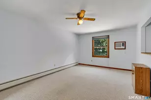 36 Clinton St, Trumbull, CT 06611 - Photo 33