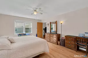 36 Clinton St, Trumbull, CT 06611 - Photo 23