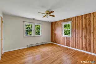 36 Clinton St, Trumbull, CT 06611 - Photo 27