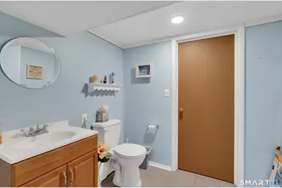 36 Clinton Street, Trumbull, CT 06611 - Photo 31