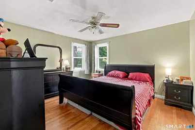 15 Raymond Street, East Hartford, CT 06118 - Photo 11