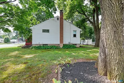 15 Raymond Street, East Hartford, CT 06118 - Photo 19