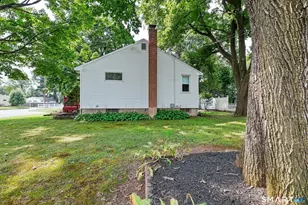 15 Raymond St, East Hartford, CT 06118 - Photo 19