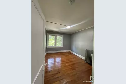 165 Martin Street #3rd Floor, Hartford, CT 06120 - Photo 5