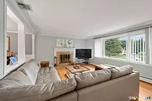 7 Field Dr, Simsbury, CT 06070 - Photo 5