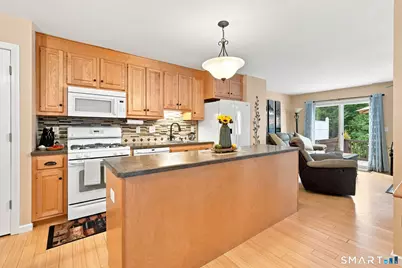 18 Folkstone Road #D, East Windsor, CT 06016 - Photo 9