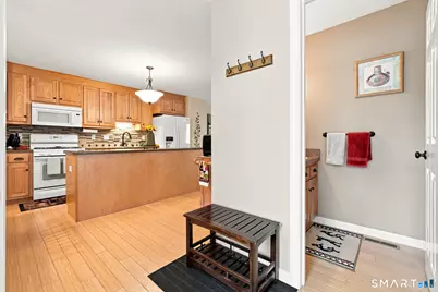 18 Folkstone Road #D, East Windsor, CT 06016 - Photo 3