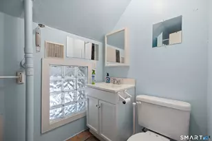 22-24 Woodland St, Simsbury, CT 06070 - Photo 23