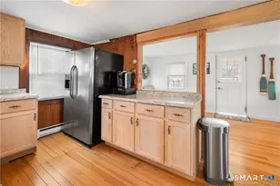 121 Shore Rd, Waterford, CT 06385 - Photo 11