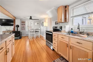 121 Shore Rd, Waterford, CT 06385 - Photo 9