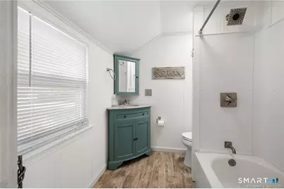 121 Shore Road, Waterford, CT 06385 - Photo 17